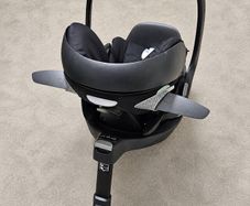 cybex baby car seat black