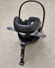 cybex baby car seat black