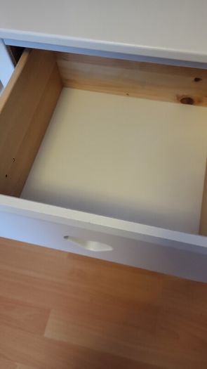 Bedroom furniture set . Need gone ASAP!