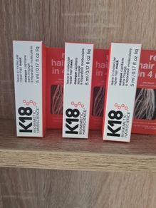 K18 Biomimetic Hairscience Leave In Molecular Repair Hair Mask.
