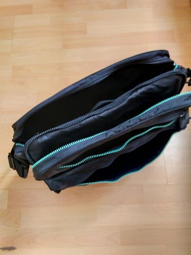 Travel bag