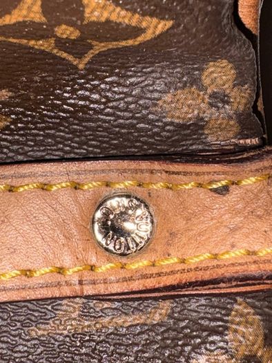 Louis Vuitton Samur 30 crossbody bag