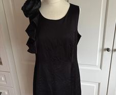 Savida statement dress size 14