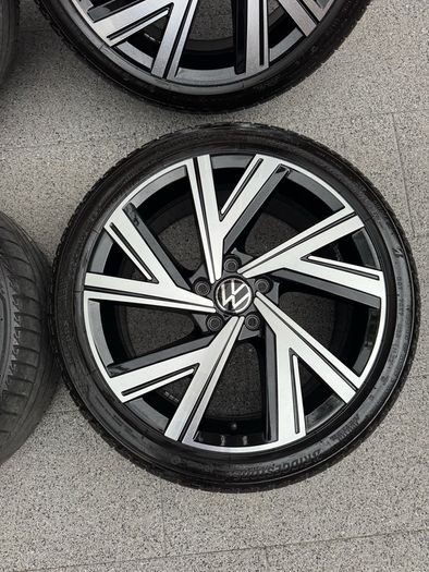 Genuine 18in VW Golf Mk8 R Line alloys - 5x112