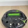 Roomba i7 vacuum cleaner Image 3
