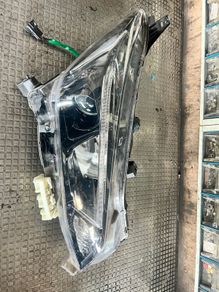 Headlight Nissan Leaf