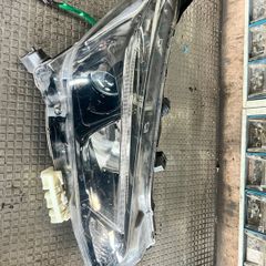 Headlight Nissan Leaf