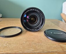 Canon EF 28-135mm f/3.5-5.6 IS USM Lens