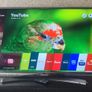 LG 43UJ701V 43" 4K Ultra HD Smart TV  Great Condition Image 4
