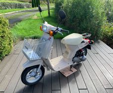 1982 Honda Melody Deluxe 50cc Scooter