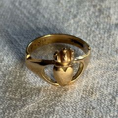 Claddagh ring