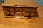 Wooden jewellery box