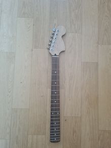 Strat neck