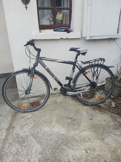 Trek 7200FX Commuter Bike