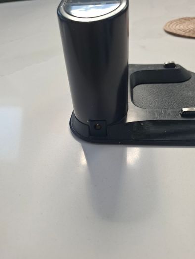 Roomba charger dock