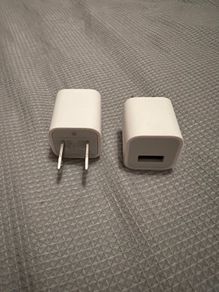 Genuine Apple USB Plug
