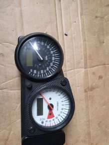 gsxr 750 clocks