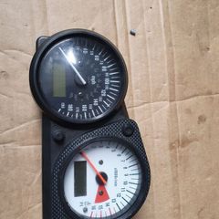 gsxr 750 clocks