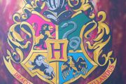 Large 80 x 60 Vintage Harry Potter Canvas "Hogwarts Crest"