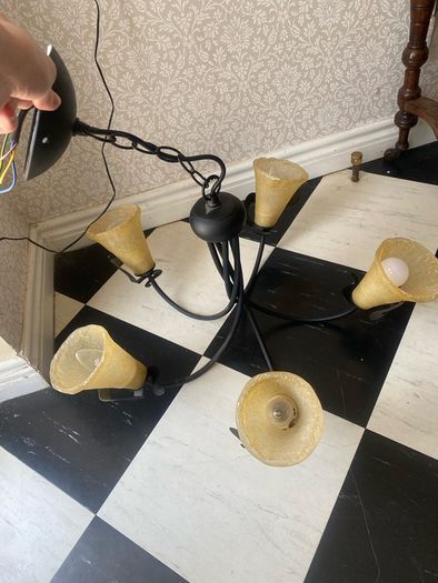FREE light fitting