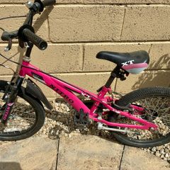 Girls 20inch bmx bike