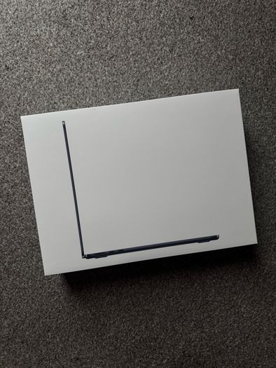 Apple MacBook Air M4 (2025) Brand New Sealed