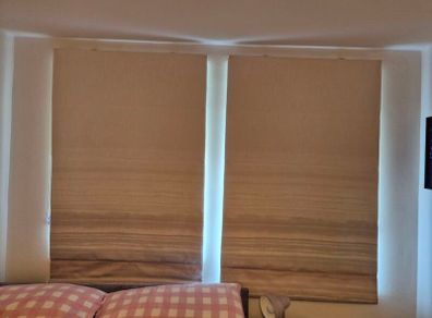 2 Roman Blinds