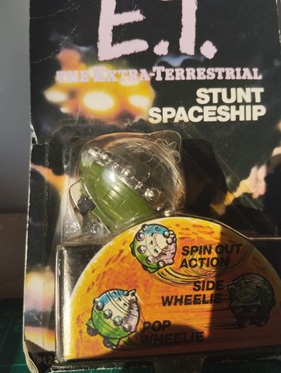 E.T. The ExtraTerrestrial Stunt Spaceship Vintage 1982 Figure