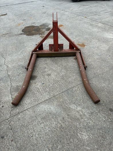 Bale lifter