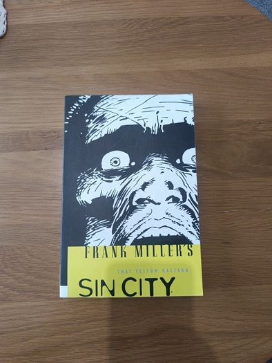 Sin City "That Yellow Bastard" comic book no 4 Frank Miller