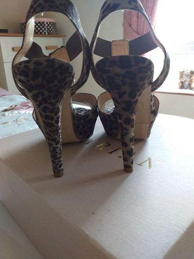 Marian Sandals Uk3/36