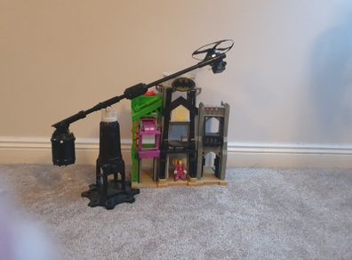 Imaginext batcave with joker