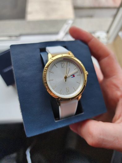 Tommy hilfiger watch