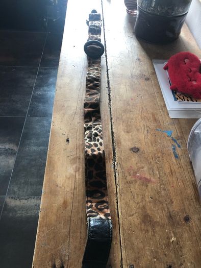 2 x vintage guitar straps