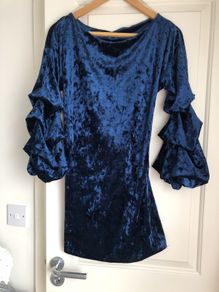 New dress size S
