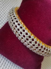 bangle