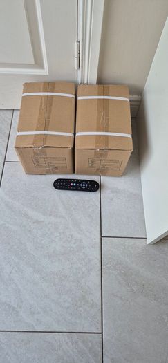 brand new 2x20kilo dumbbell weight set