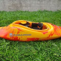 Freestyle Kayak Exo GuiGui Prod Helixir 2018 Large Plastic Yellow/Red