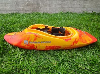 Freestyle Kayak Exo GuiGui Prod Helixir 2018 Large Plastic Yellow/Red