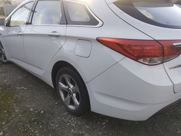 Hyundai i40 1.7 diesel for breaking only 2013
