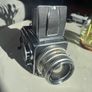 Hasselblad 500c w Zeiss Planar 80mm f2.8 - A12 back Image 2