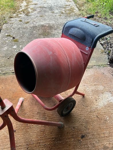 cement mixer 240V