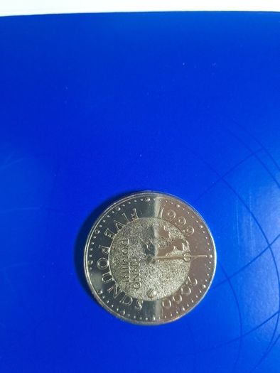 Millenium Dome 5 pound coin in presentation case