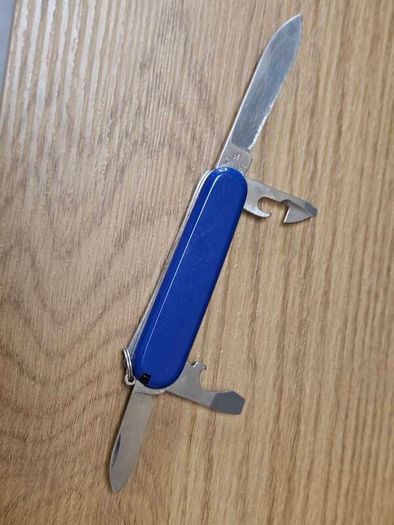 Vintage Discontinued Version Victorinox Recruit 84mm Swiss Army Knife from 1980s with Modern handles installed