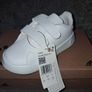 Brand New Adidas Advantage CF Bubble Comfy Trainers - Size - U.K.9.5K - RRP - 24.99 - Sterling - 33.00 - Euro - Open To Offers!! Image 2