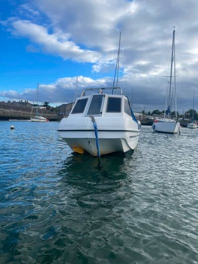 Sea hog sea trooper fishing boat