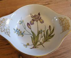Spode Stafford Flowers Iris au gratin oven to table dishes x 2