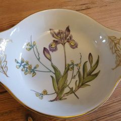 Spode Stafford Flowers Iris au gratin oven to table dishes x 2