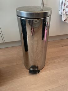 pedal bin