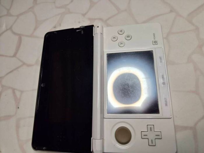 3ds moded 32 gb working tested no charger